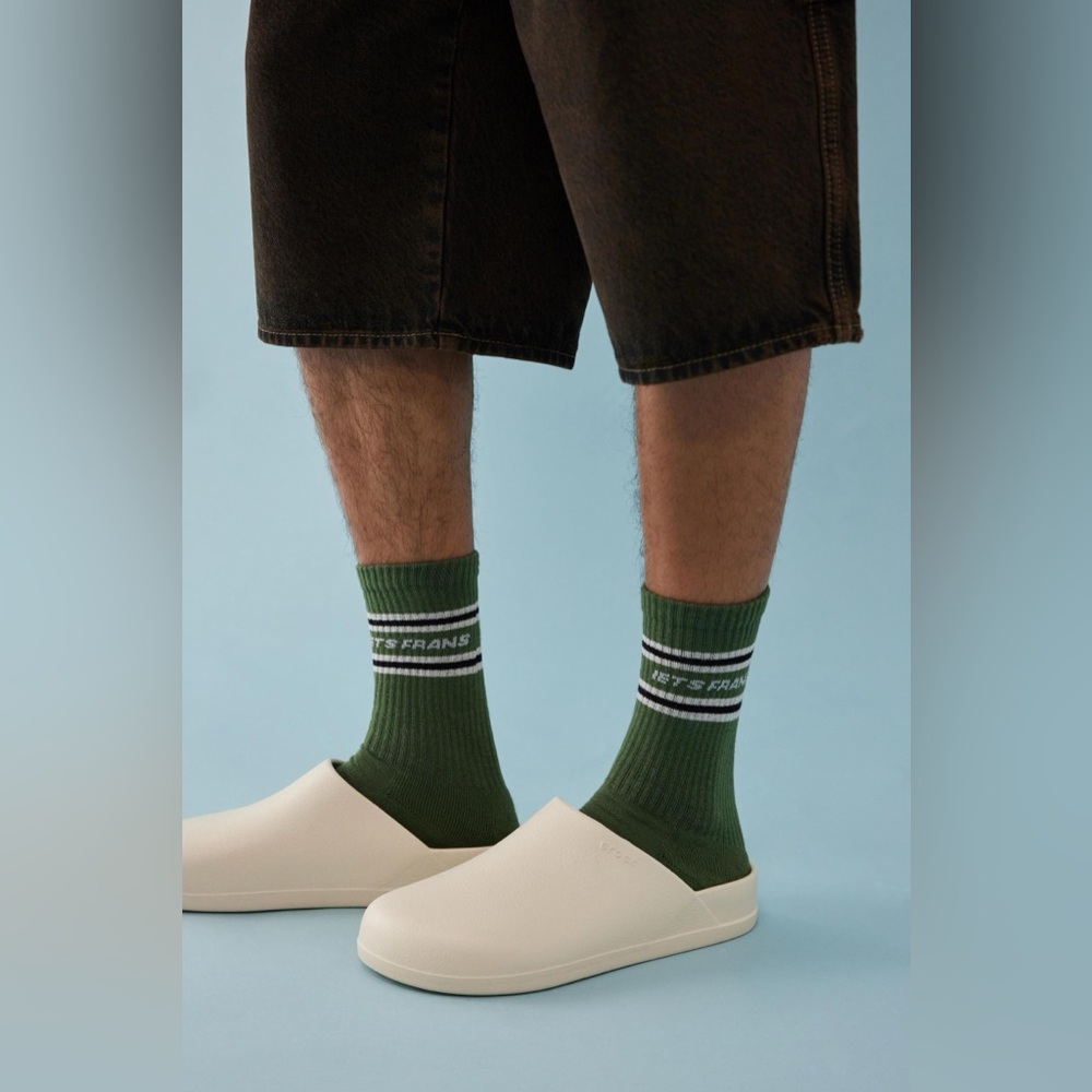 Crocs Dylan Clog | Stucco | US M8 W10